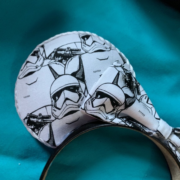 Storm Trooper Mickey ears - Picture 3 of 5